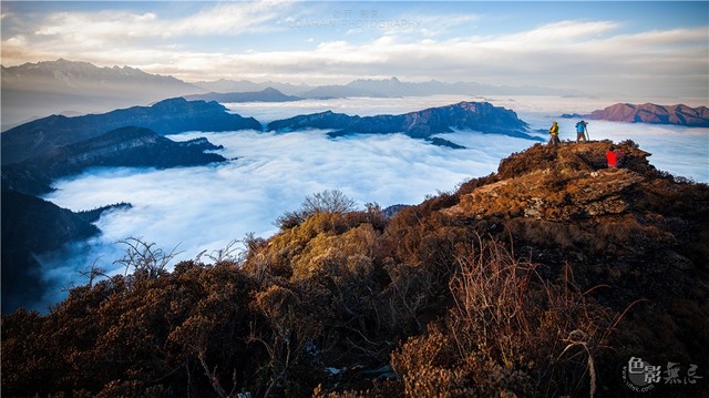 好在加了qq群川西行摄大本营,在群主高大老兄带领下上牛背,完成夙愿.