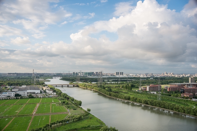 全幅小手雷 尼康28-200G和两代24-120的数据