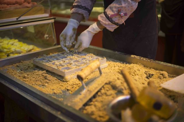 新手试机a7m2,yashica 55mm f1.7。从750、7