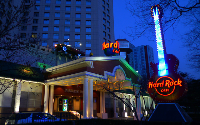 北京滚石餐厅hardrockcafe,1994年开业,2014年结业.