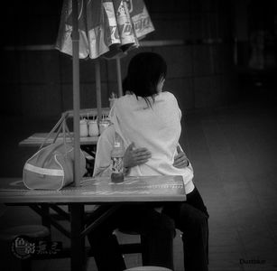 dustblue作品：Young Lovers