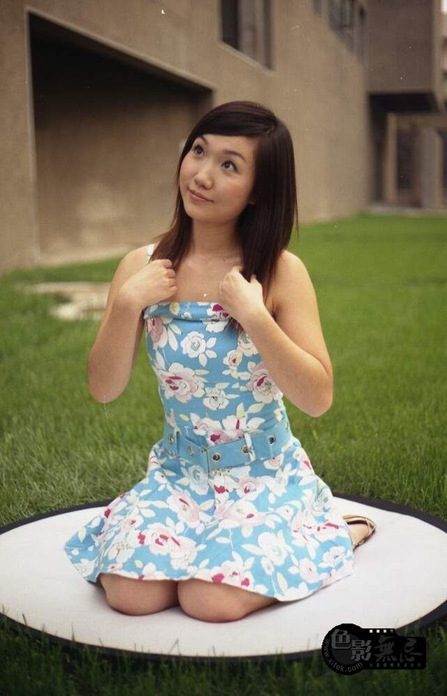 江南老土豆作品：校园美女