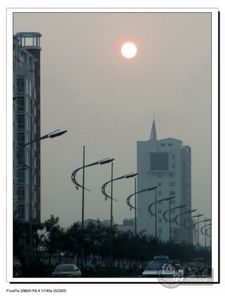 朦胧人生作品：城市的天空