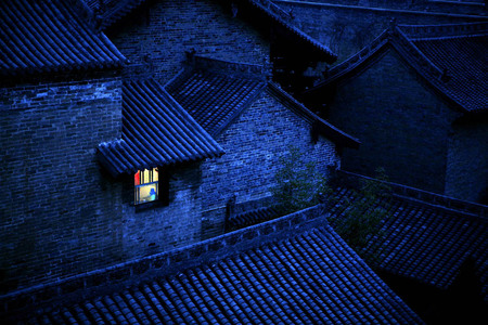 老白兔作品：月下小窗