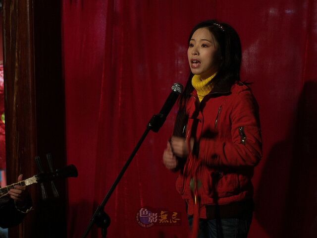 ALIv作品：厦门街头南音表演
