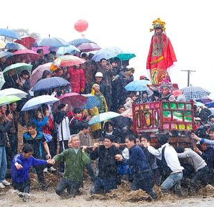 亚克西作品：风雨无阻