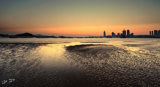 qdll作品：青岛冬日傍晚的海