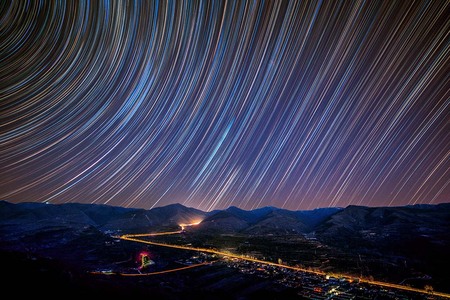 青松s作品：六盘山下观星空