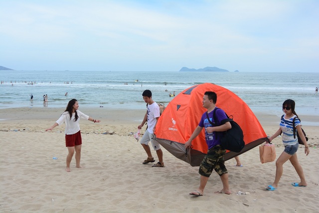 乐高老玩童作品：海滩露营