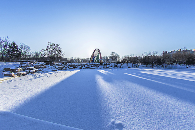 冀民作品：公园雪景