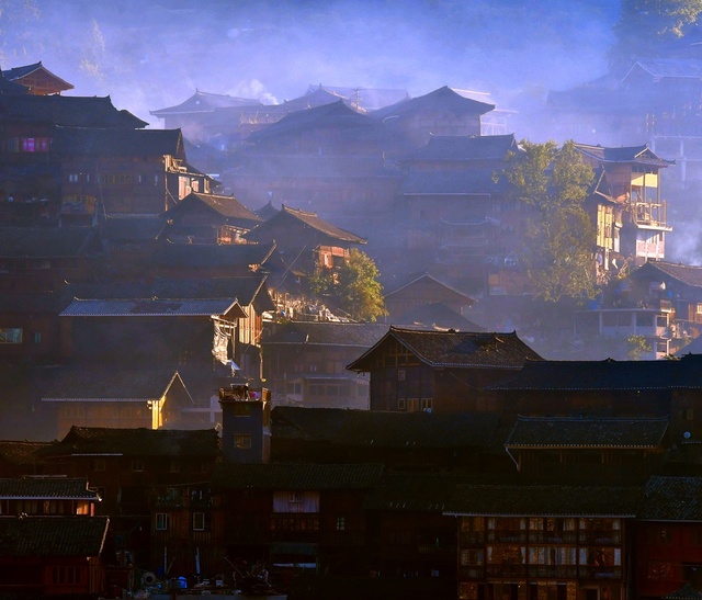 与风随行作品：晨