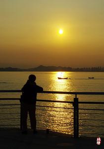 林栋作品：夕照