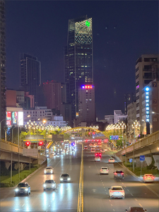 5147作品：手机上架 / 黄昏夜景