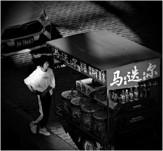 chcgjyf作品：码头小摊