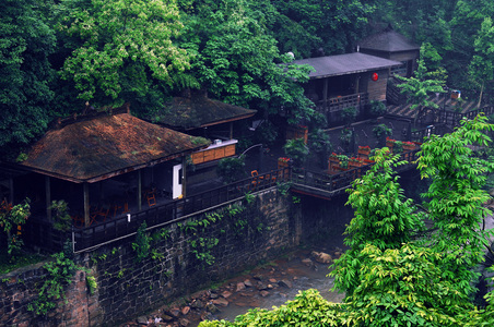 与风随行作品：雅居