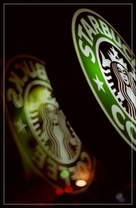 狗尾草作品：STARBUCK