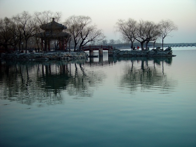 忙里偷闲作品：颐和园暮景(4)
