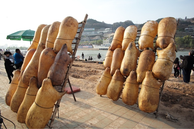 羊皮筏子蛮有趣的.  本帖由 ipad4,5 客户端发布