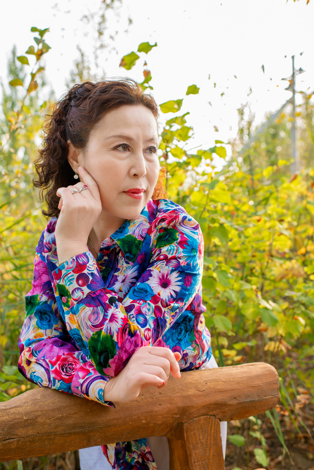 邻居大姐58啦,特爱美,年轻的时候肯定是个漂亮妞21