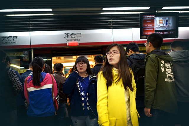 谢谢您的提醒,商业区或公共场所人流密集等地方的确是抓拍mm或其它