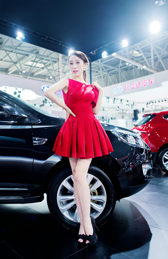 用心拍好车模们 - nikon slr/dslm论坛