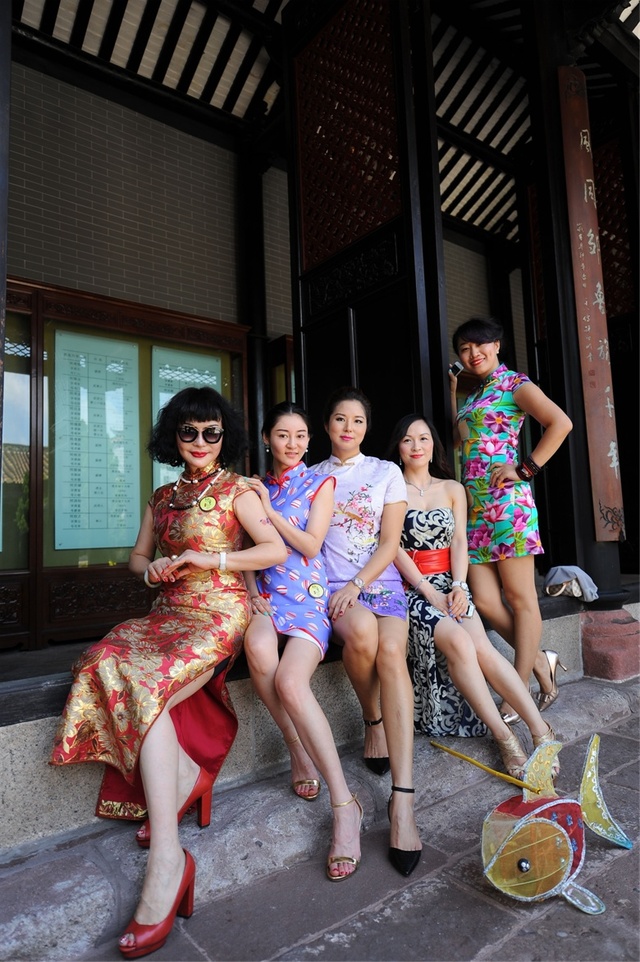 松松美女群100位长腿旗袍美女沙湾古镇游(图片贴) - nikon slr/dslm