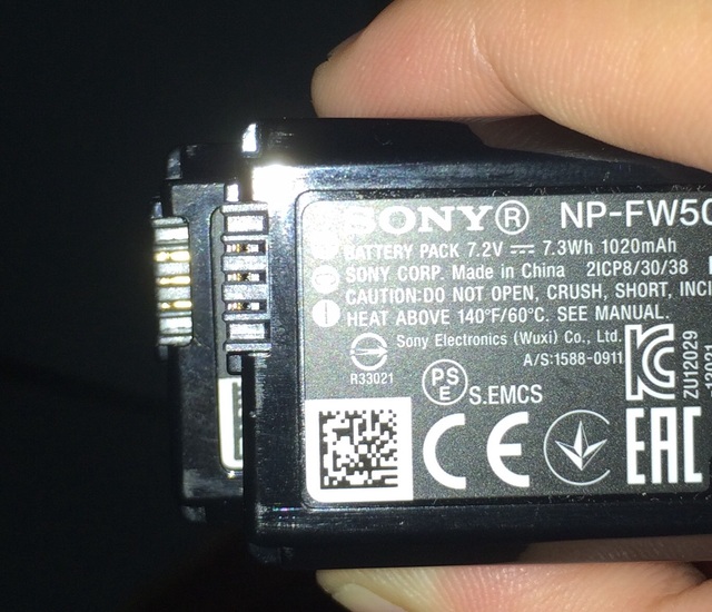 主题:在索尼中国买的fw50电池到了