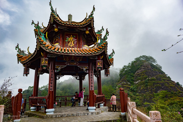 连城著名景区——冠豸山.长寿亭