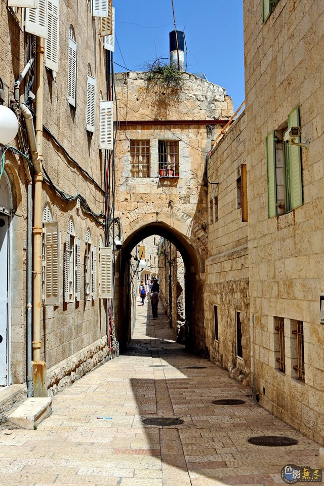 进入 老城犹太区,很安静.