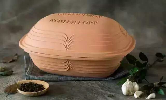 介绍,想买个陶土烤锅,就是用陶土做的,把食材放里面,然后把锅放烤箱里