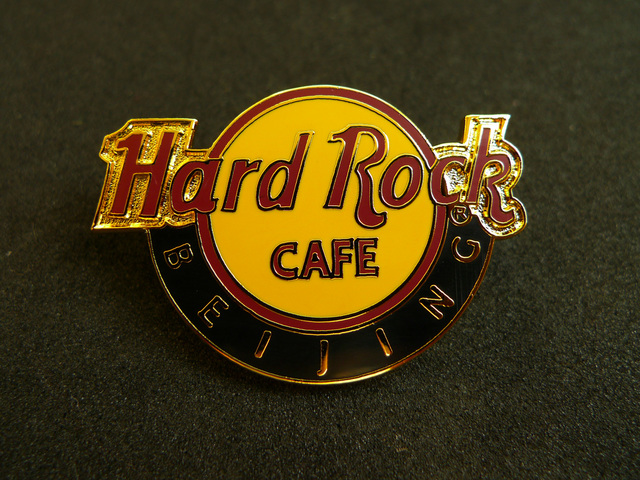 北京hardrockcafe纪念徽章